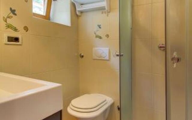 House Lumanera - Merascica