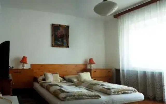Kántás Panzió Tihany