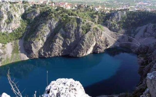 Ethno House Ruzin Dvor