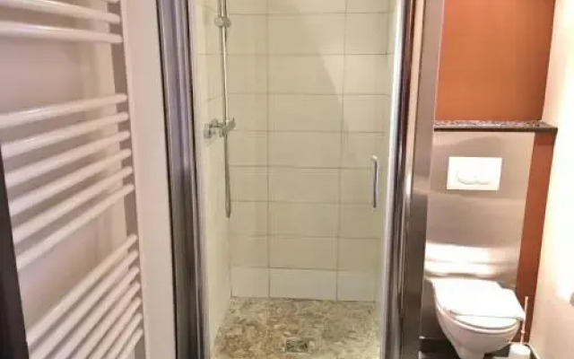 Lumineux Appartement- Carré D'or- Proche mer