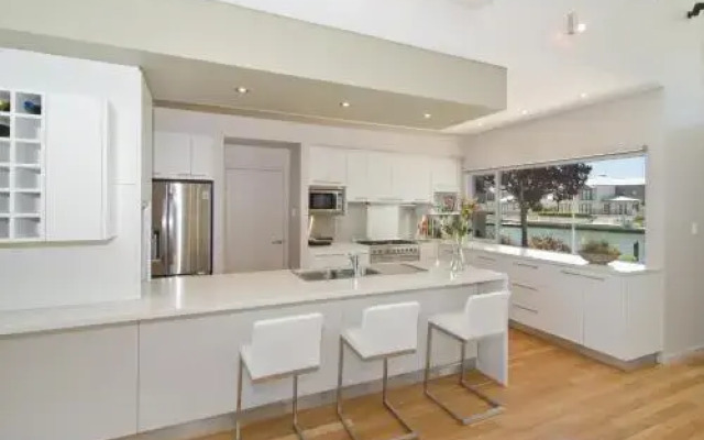 Dunsborough Holiday Homes – 6 Bernier Retreat