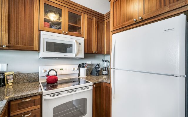 Kona Alii 201 by RedAwning