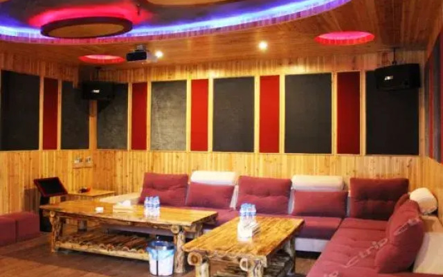 Yichang Changyang North Island Hotel