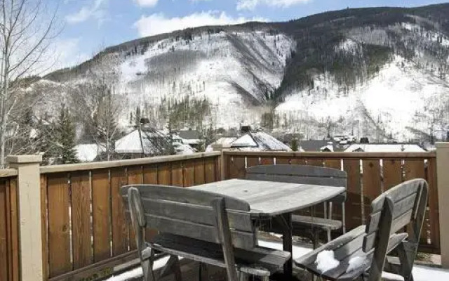 Lions Ridge Loop Home 1773