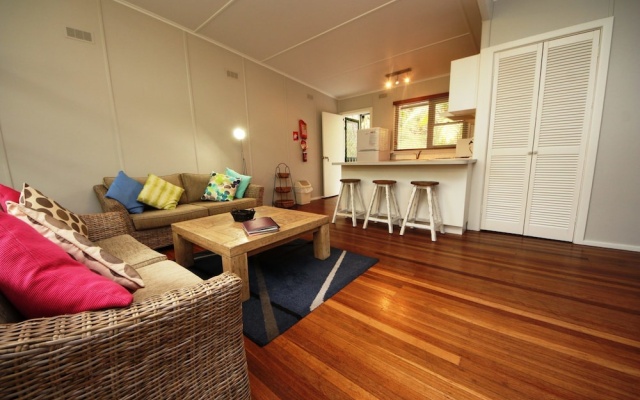 Little Bay Cottage at South West Rocks – Guest Rooms – Arakoon
