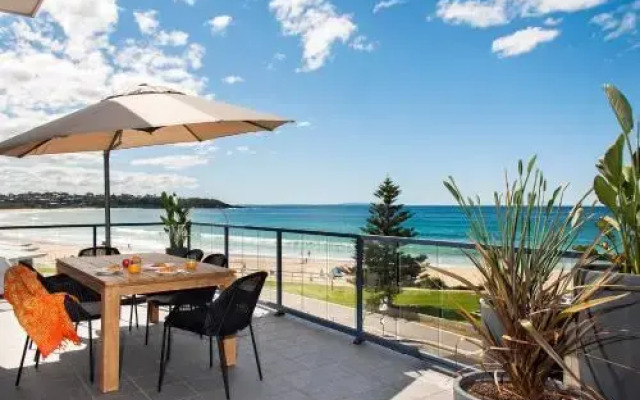 Mollymook Beachfront Penthouse 9