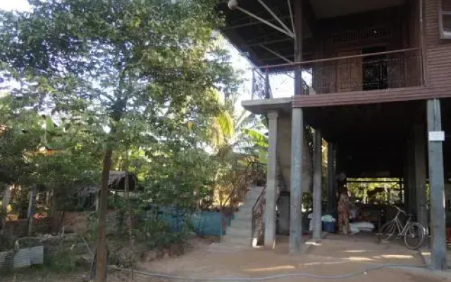 Prey Kach Dang Herm Homestay