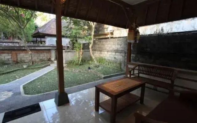 Jero di Bisma Hostel