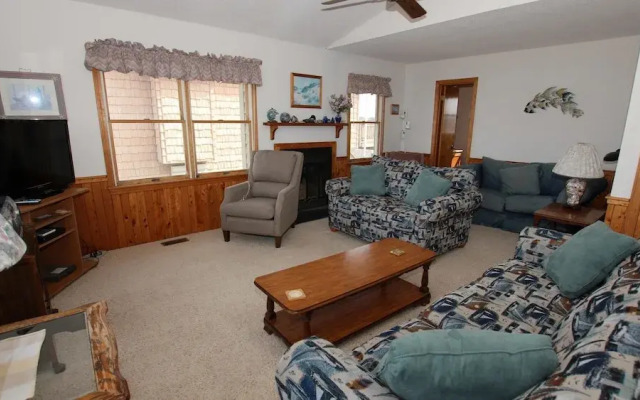 Dolphin Watch - 4 Br Home