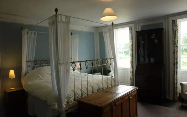 Wootton House