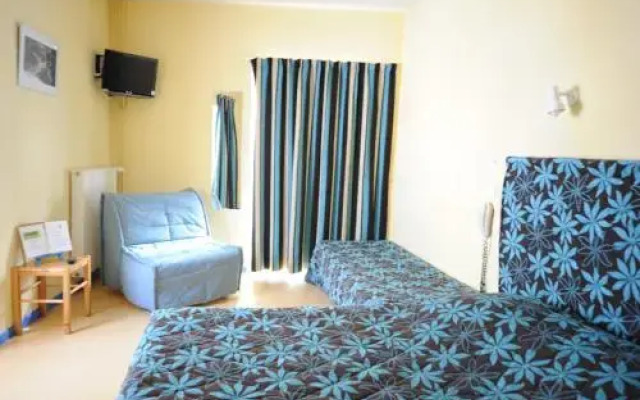 Hotel Le Progrés Dorlotel