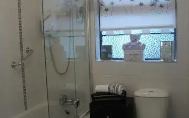 Robin Hill Bed and Breakfast