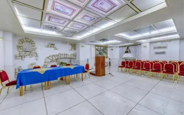 Hotel Halaris