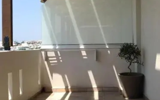 Eva Rooms