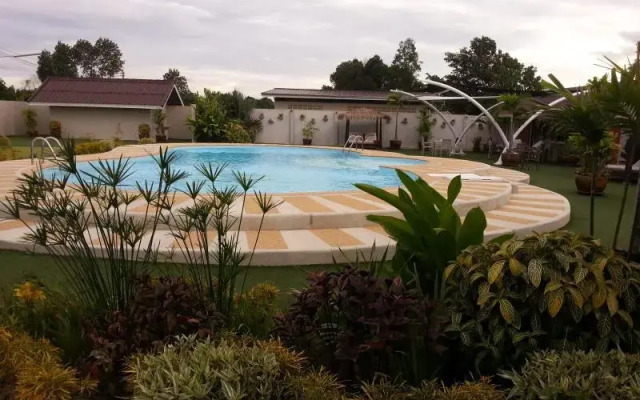 Palm Lodge Resort