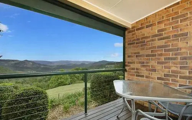 Artisan Spa Views B&B and Cottage