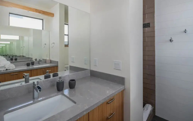 Chic Tempe Apartments by WanderJaunt