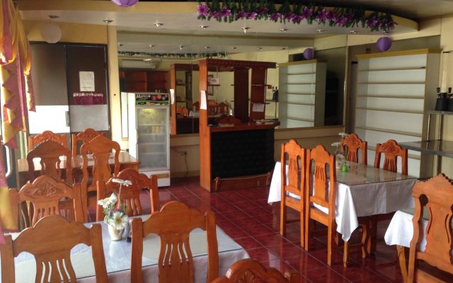 Jamera Hotel & Restaurant