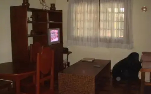 FANTÁSTICA CASA COM ÁREA DE PISCINA até 10 PESSOAS em MARESIAS SÃO SEBASTIÃO