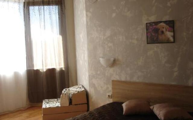 Studios in Ravadinovo