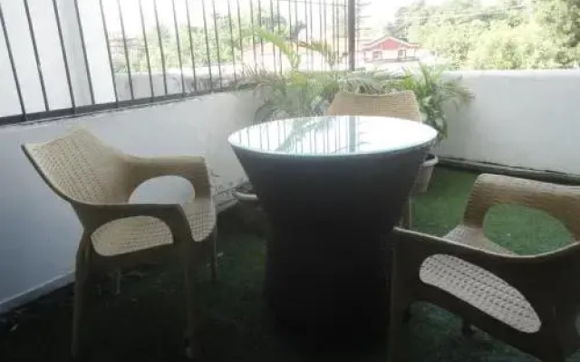 Hotel Anand Niwas