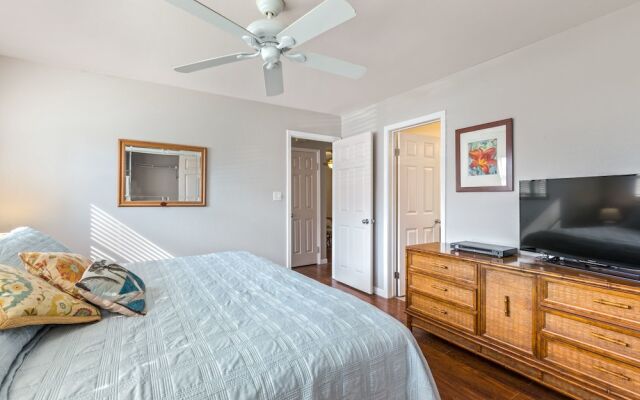 Waikoloa Hills #903 by RedAwning