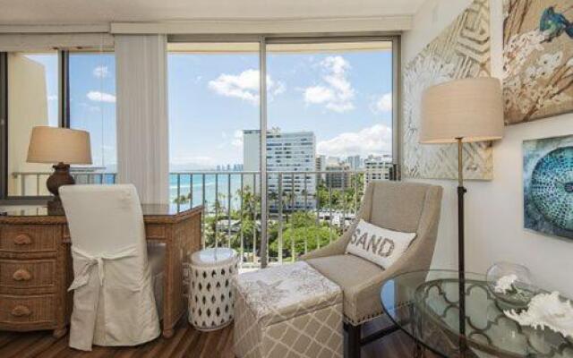 Gold Coast Penthouse - Studio Condo