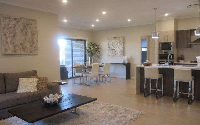 Edmondson Villa Sydney