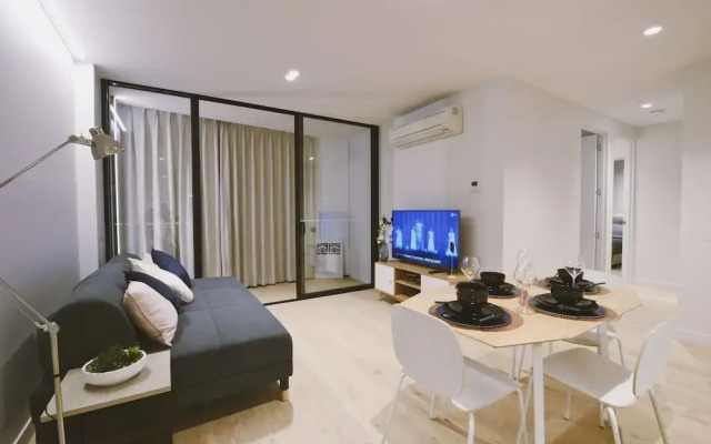 HFN Skyline Luxury Apartment