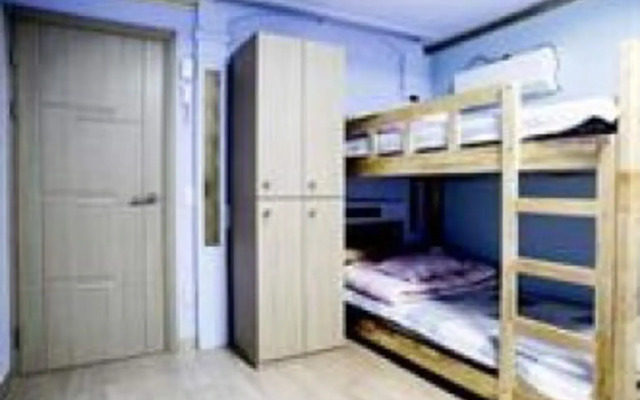 Moiri Guesthouse - Hostel