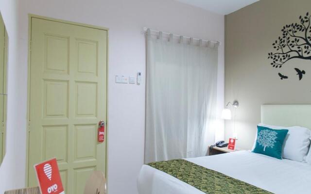 OYO 102 Sindbad Hotel