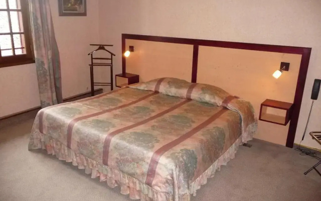 Logis Auberge Saint Jacques