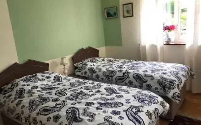 Victoria's house