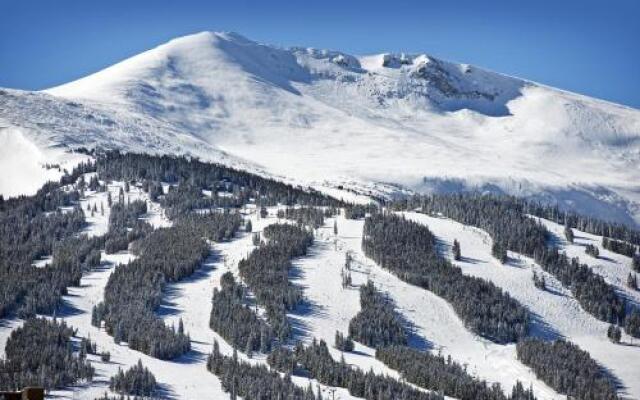 465 Breckenridge Condo #126 by RedAwning