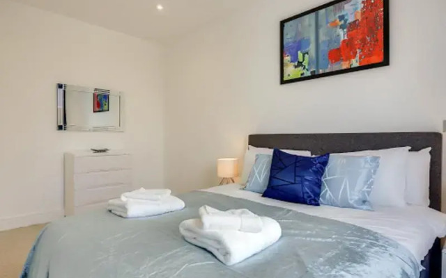 Heathrow One-Bedroom Apartments