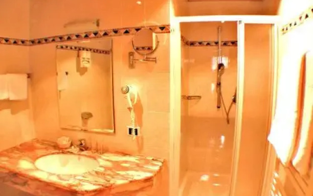Hotel Condor
