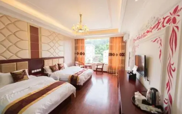 Ya'an Bifengxia Jinshan'ge Inn