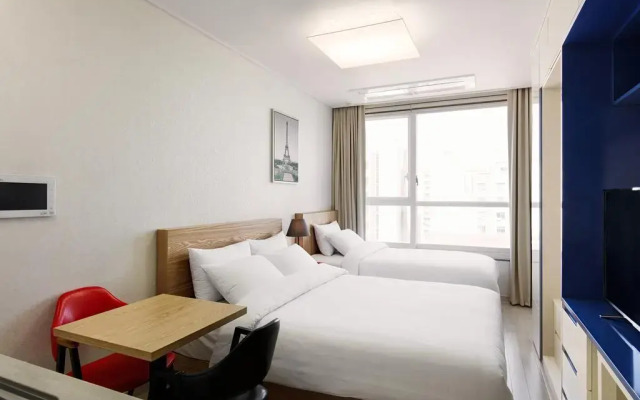 Residence-Hi (Serviced Apartment)?