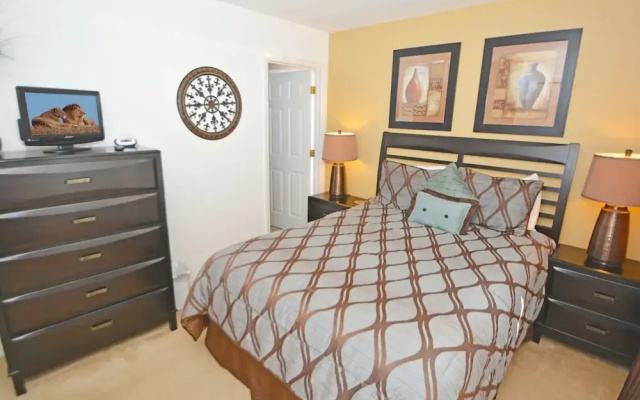 236SA Sunshine Palms Villa 5 Br home by RedAwning