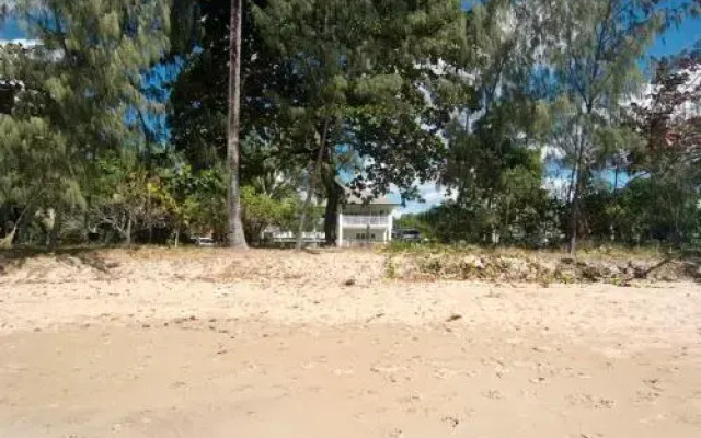 67 Casuarina Beachhouse