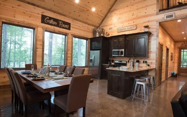Gather Round Lodge - 3 Br Cabin