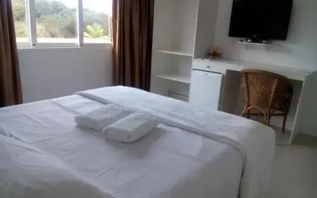 Casarão Da Ferradura B&B