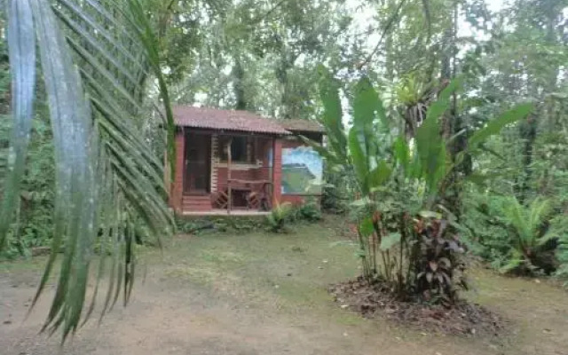 Pousada Cabanas do Curupira