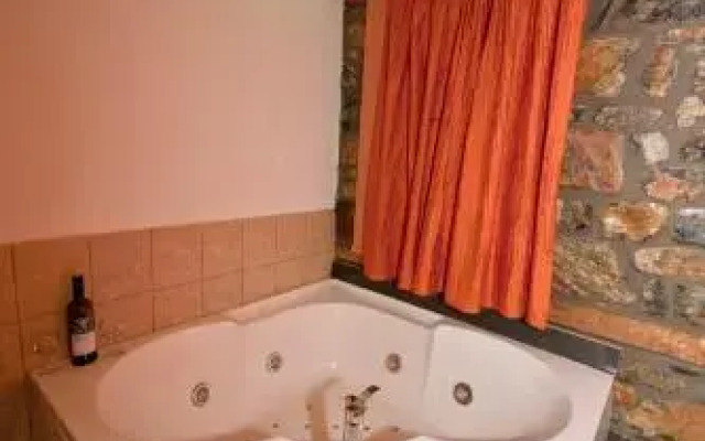 Traditional Guesthouse Siantsis
