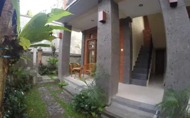 Utari House