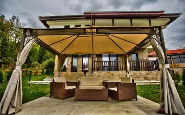 Villa Eta