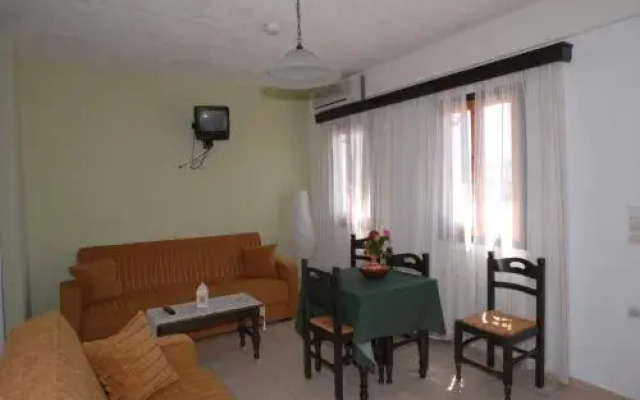 Elea Houses Molivos