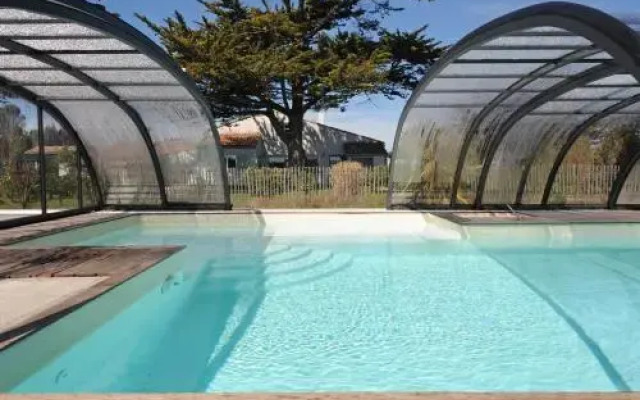 Les Trois Moulins