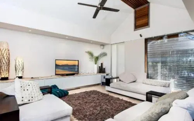 18A Childe Street Belongil Beach Belongil Beach Pavilion House