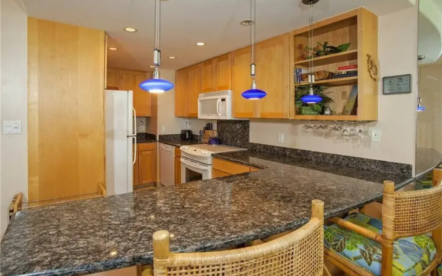Kauhale Makai 114 - 2 Br Condo